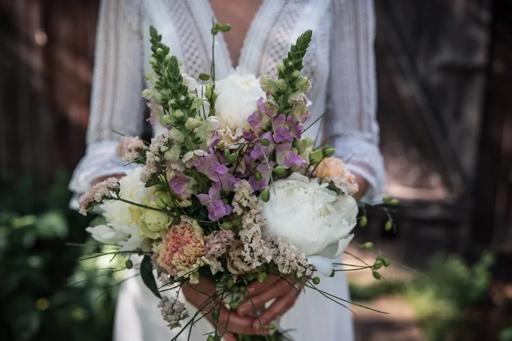 Blumenschmuck, Braut