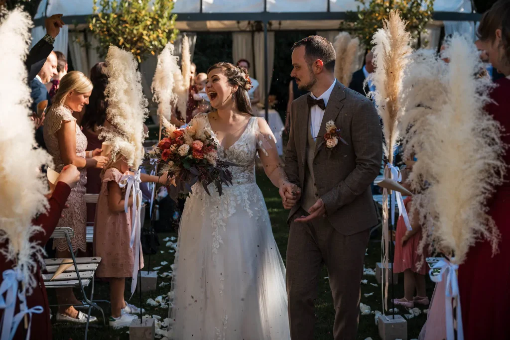 Auszug, freie Trauung, 